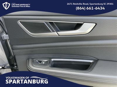 2026 Volkswagen Atlas Cross Sport 2.0T SEL R-Line Black