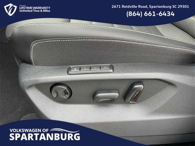 2026 Volkswagen Atlas Cross Sport 2.0T SEL R-Line Black