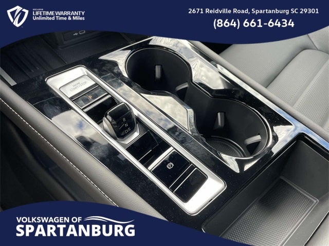 2026 Volkswagen Atlas Cross Sport 2.0T SEL R-Line Black