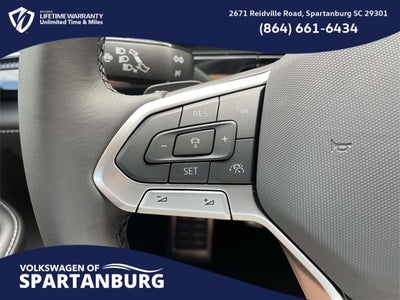 2026 Volkswagen Atlas Cross Sport 2.0T SEL R-Line Black