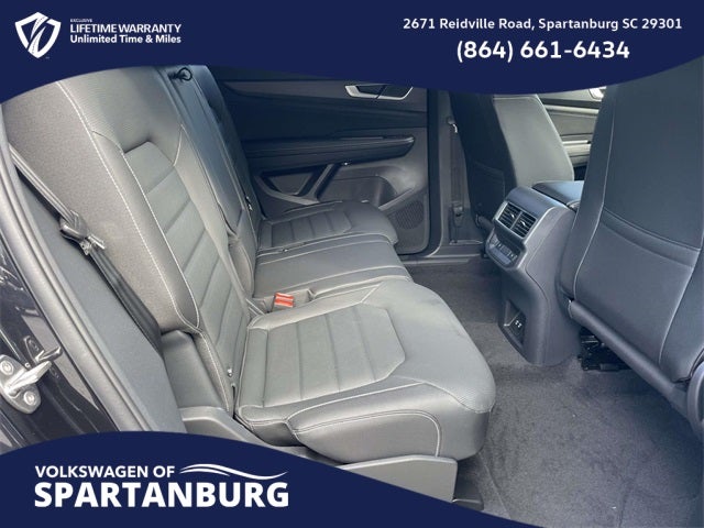 2026 Volkswagen Atlas Cross Sport 2.0T SEL R-Line Black