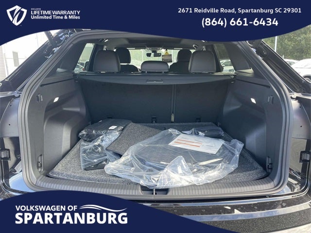 2026 Volkswagen Atlas Cross Sport 2.0T SEL R-Line Black