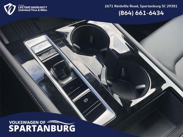 2026 Volkswagen Atlas Cross Sport 2.0T SEL R-Line Black