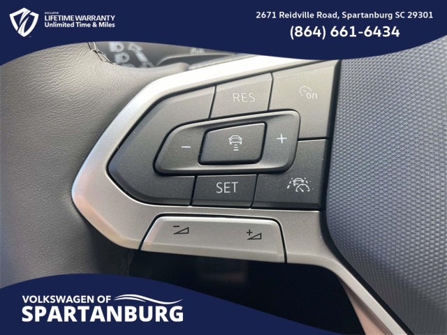 2026 Volkswagen Atlas Cross Sport 2.0T SEL R-Line Black