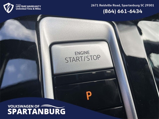 2026 Volkswagen Atlas Cross Sport 2.0T SEL R-Line Black