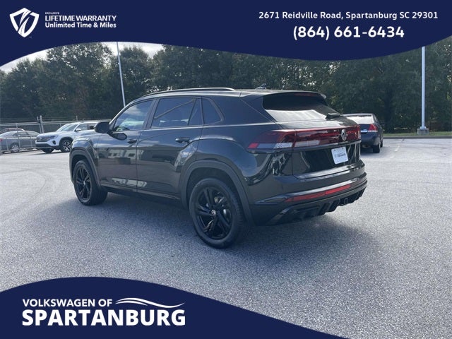 2026 Volkswagen Atlas Cross Sport 2.0T SEL R-Line Black