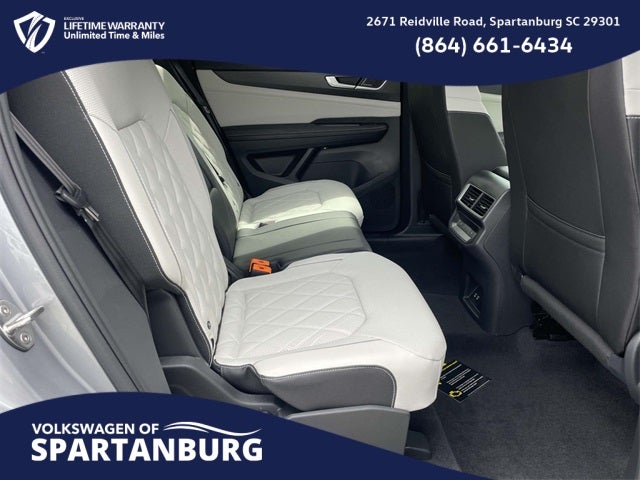 2026 Volkswagen Atlas Cross Sport 2.0T SEL Premium R-Line