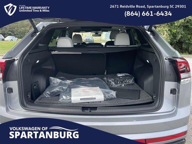 2026 Volkswagen Atlas Cross Sport 2.0T SEL Premium R-Line