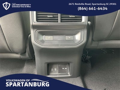 2026 Volkswagen Atlas Cross Sport 2.0T SEL Premium R-Line