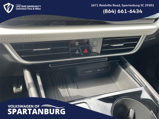 2026 Volkswagen Atlas Cross Sport 2.0T SEL Premium R-Line
