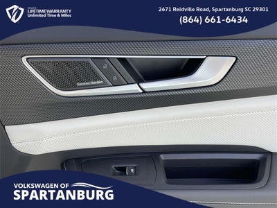 2026 Volkswagen Atlas Cross Sport 2.0T SEL Premium R-Line