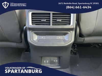 2026 Volkswagen Atlas Cross Sport 2.0T SEL Premium R-Line