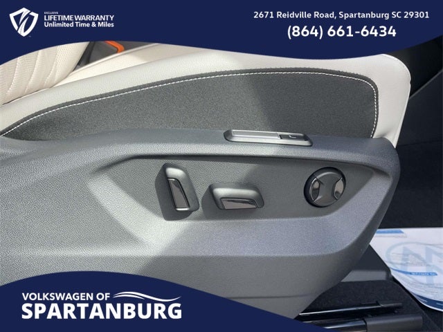 2026 Volkswagen Atlas Cross Sport 2.0T SEL Premium R-Line