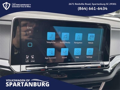 2026 Volkswagen Atlas Cross Sport 2.0T SEL Premium R-Line