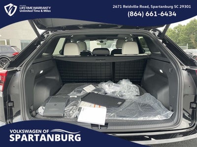 2026 Volkswagen Atlas Cross Sport 2.0T SEL Premium R-Line