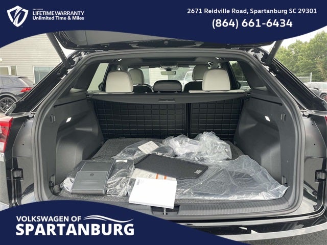 2026 Volkswagen Atlas Cross Sport 2.0T SEL Premium R-Line