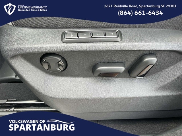 2026 Volkswagen Atlas Cross Sport 2.0T SEL Premium R-Line