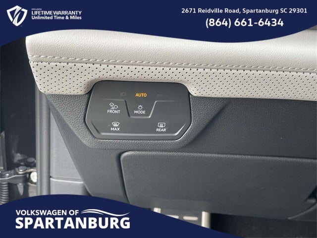 2026 Volkswagen Atlas Cross Sport 2.0T SEL Premium R-Line