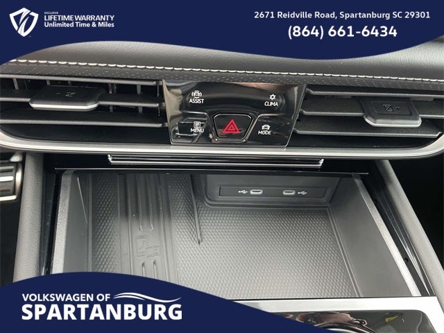 2026 Volkswagen Atlas 2.0T SEL Premium R-Line