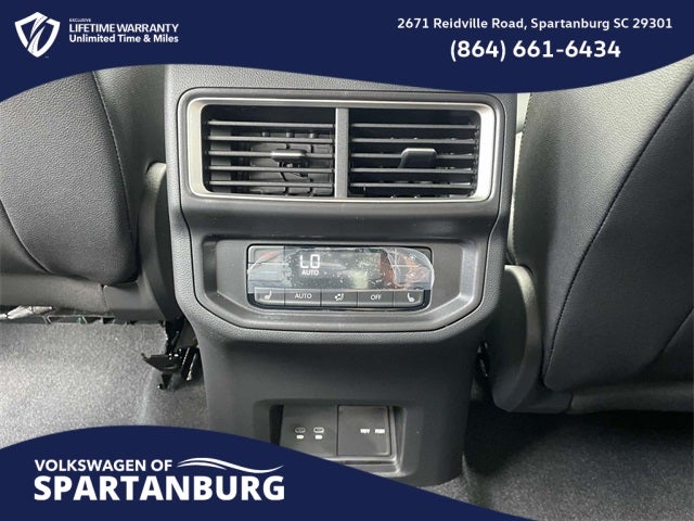 2026 Volkswagen Atlas 2.0T SEL Premium R-Line