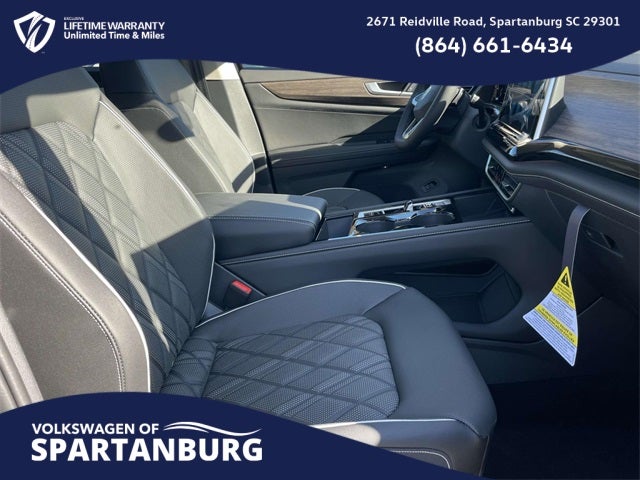 2026 Volkswagen Atlas 2.0T SEL Premium R-Line