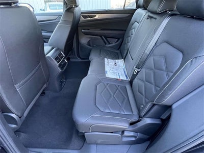 2026 Volkswagen Atlas Cross Sport 2.0T SE w/Technology