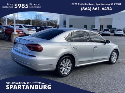 2017 Volkswagen Passat 1.8T SE w/Technology