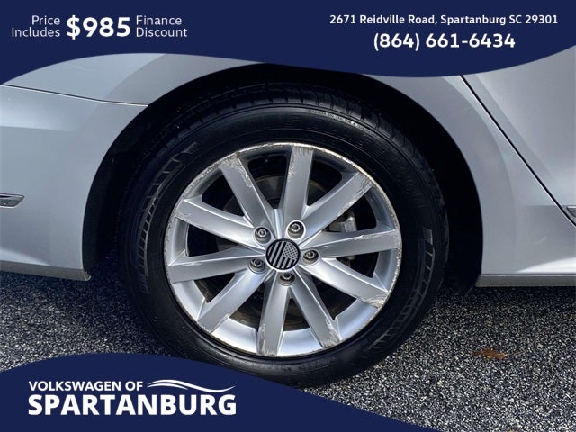 2017 Volkswagen Passat 1.8T SE w/Technology