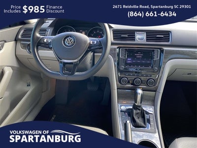 2017 Volkswagen Passat 1.8T SE w/Technology