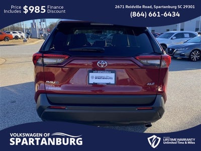 2022 Toyota RAV4 XLE