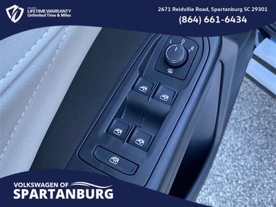 2026 Volkswagen Taos 1.5T SEL