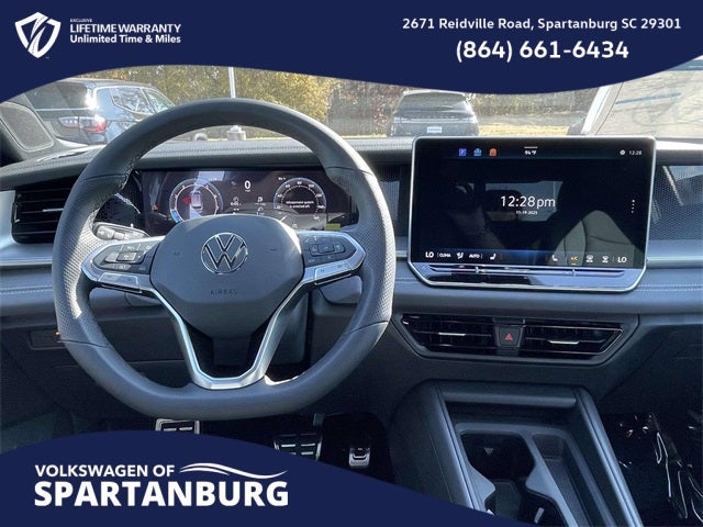 2026 Volkswagen Tiguan 2.0T SE R-Line Black