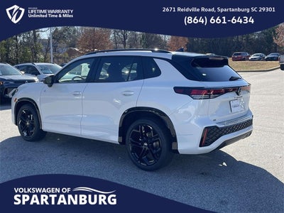 2026 Volkswagen Tiguan 2.0T SE R-Line Black