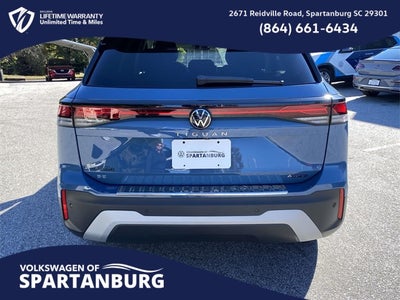 2026 Volkswagen Tiguan 2.0T SE