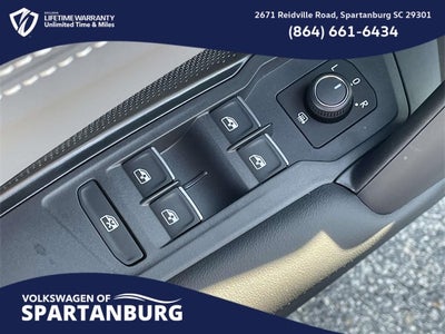 2026 Volkswagen Tiguan 2.0T SE