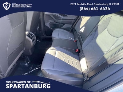 2026 Volkswagen Tiguan 2.0T SE