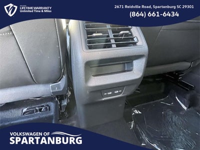 2026 Volkswagen Tiguan 2.0T SE