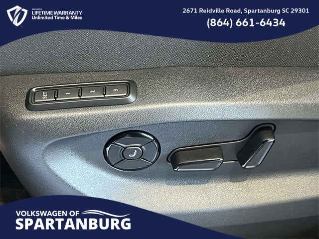 2026 Volkswagen Tiguan 2.0T SEL R-Line Turbo