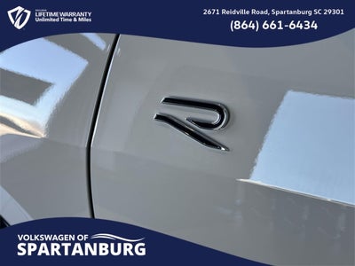 2026 Volkswagen Tiguan 2.0T SEL R-Line Turbo