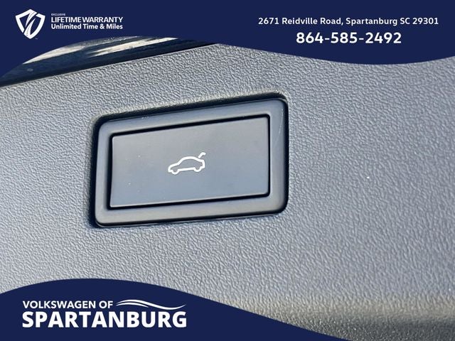 2026 Volkswagen Tiguan 2.0T SEL R-Line Turbo