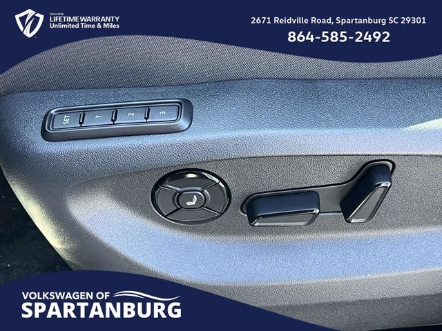 2026 Volkswagen Tiguan 2.0T SEL R-Line Turbo