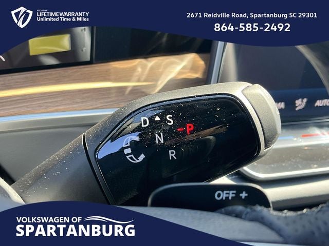 2026 Volkswagen Tiguan 2.0T SEL R-Line Turbo