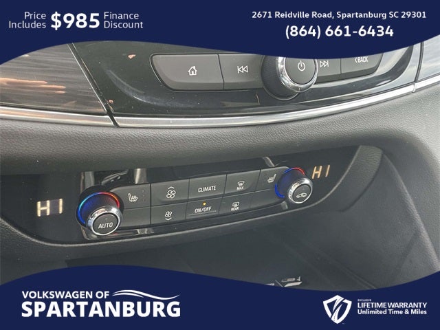 2024 Buick Enclave Essence