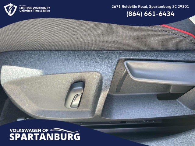 2025 Volkswagen Golf GTI 2.0T SE