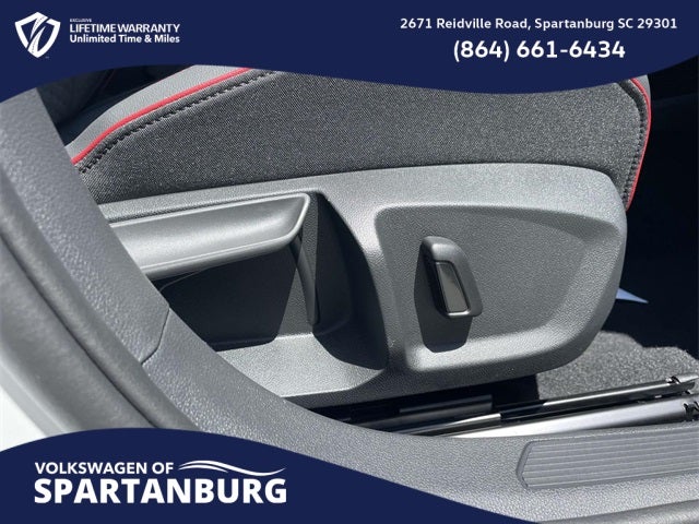 2025 Volkswagen Golf GTI 2.0T SE